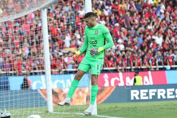 Diario HOY | Gastón Olveira salva al Olimpia de la debacle total