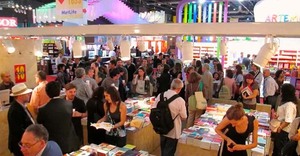 Feria del Libro vuelve a ser presencial después de dos años | 1000 Noticias
