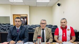 Chilavert condenado a un año por difamación