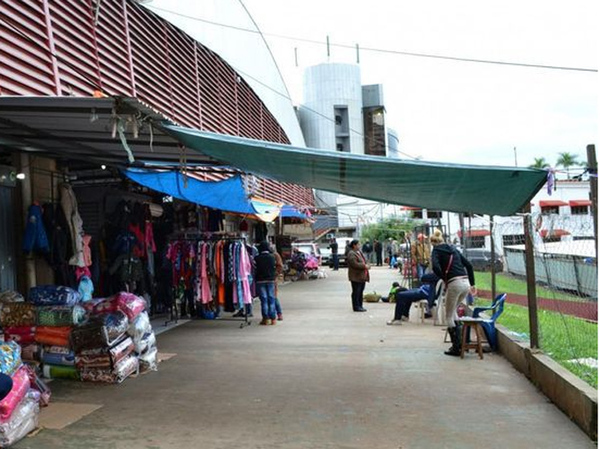 Comuna destina más de G. 2.500 millones para mejorar casillas del microcentro - La Clave