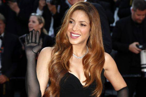 Crónica / ¿Ciega, sordomuda? Shakira irá a juicio por fraude fiscal