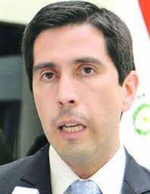 Ministro afirma que hay avances importantes en caso de atentados contra Pecci y Acevedo
