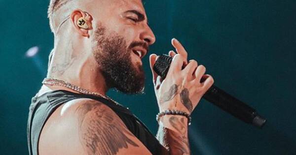 La Nación / Maluma enciende las redes por regalar agua en un concierto en Monterrey