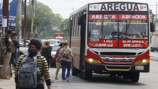 Se quedan a dormir en el laburo por falta de micro