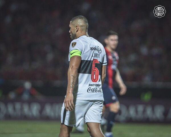 “Si un compañero me dice ‘vamos a arreglar el partido’ le rompo la cabeza” - Olimpia - ABC Color