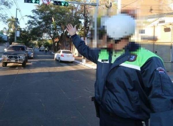 Crónica / "Zorro" denunció que su superior que le quería "penetrar"