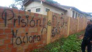 Vandalismo en colegio de Santa Rita - La Clave