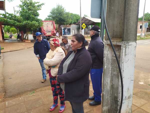 Pereira junto a vecinos piden mayor reforzar seguridad en Arroyo Pora