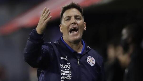 Selección de Chile da la bienvenida a Eduardo Berizzo