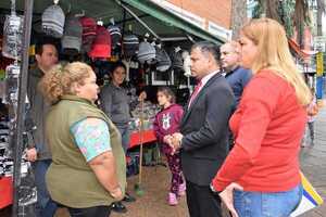 Municipio notifica a vendedores •