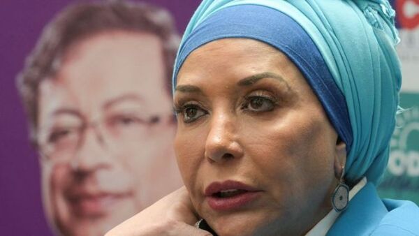 Honduras investiga procedencia de dólares incautados a senadora colombiana