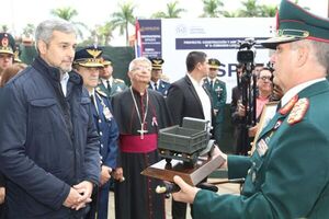 Mario Abdo dice estar a favor de la ley de derribo de narcoaviones - Política - ABC Color