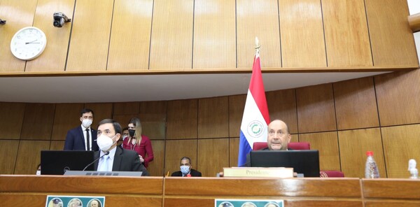 Diario HOY | Senado aprueba ley del servicio diplomático y proyecto vuelve a Diputados