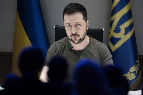 Zelenski se queja de la tardanza de la UE en aprobar nuevas sanciones a Rusia - Mundo - ABC Color