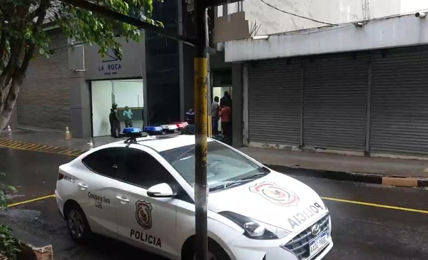 Asalto, tiroteo y un detenido en el microcentro de CDE - La Clave