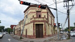 Cultura busca mecanismos para atajar demolición de antiguo edificio en Asunción