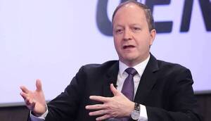 Expresidente del BCP considera un abuso cobrar comisión por las transferencias bancarias