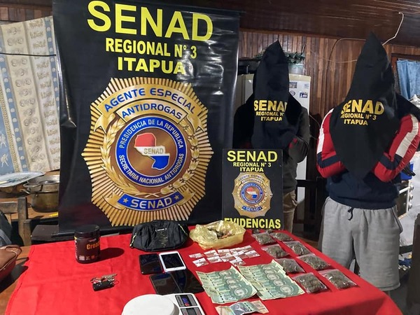 JÓVENES ARGENTINOS FUERON DETENIDOS CON DOSIS DE COCAÍNA Y MARIHUANA EN CAMBYRETÁ