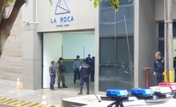 Asalto La Roca: víctima logró zafarse y alertó a los guardias