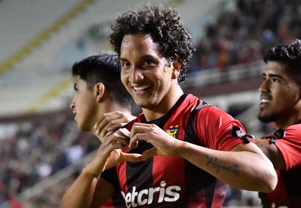 Versus / Melgar hace historia y se convierte en un posible rival de Olimpia - PARAGUAYPE.COM