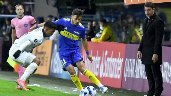 Óscar Romero la sigue rompiendo en Boca Juniors