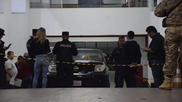Ciudad del Este: Policía ingresa a edificio en el que asaltantes se atrincheraron