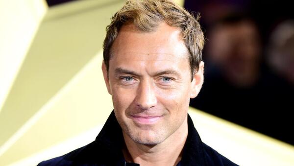 Diario HOY | Disney anuncia serie de "La guerra de las galaxias" con Jude Law en convención de fans