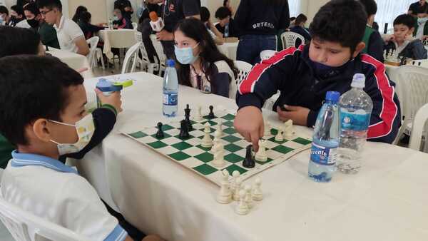 Realizan torneo de integración de ajedrecistas norteños