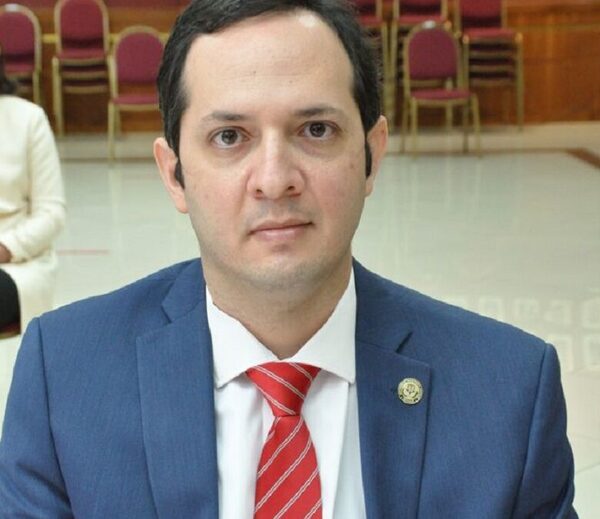 Mediante intimación judicial, menor consigue cama de terapia intensiva en IPS - PDS RADIO