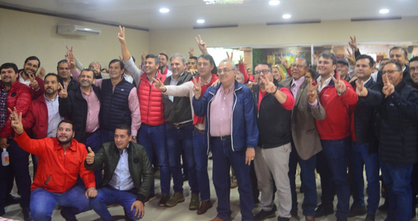 "Con honestidad, capacidad e idoneidad tendremos un país mejor" - Noticiero Paraguay