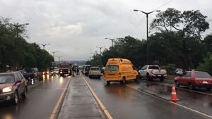 Diario HOY | Múltiple choque en Encarnación: al menos siete vehículos involucrados