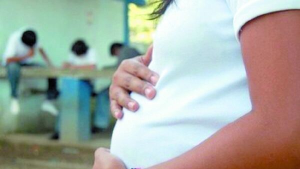 ABUSO: Niña de 13 años contó a profe que está embarazada