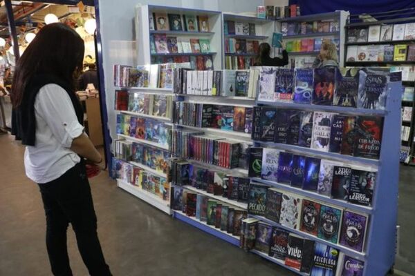 Inició Feria Internacional del Libro con atractivos para todas las edades