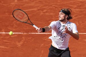 Stefanos Tsitsipas a octavos de Roland Garros sin sufrir