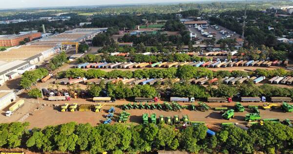 La Nación / Ciudad del Este: huelga de auditores agropecuarios de Brasil paraliza 960 camiones en puertos