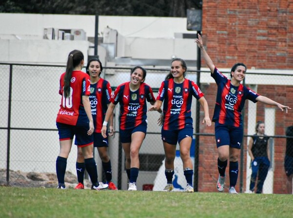 Arrancó la última fecha del Apertura Femenino - APF