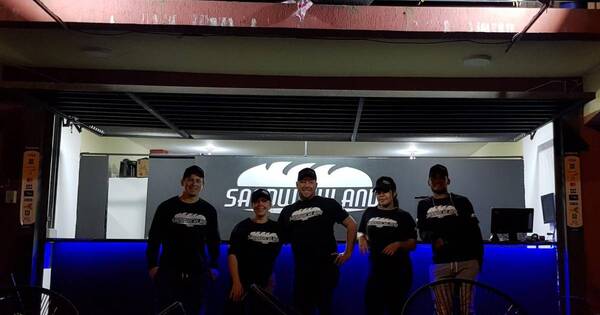 La Nación / Emprendedores LN: iniciaron con delivery de hamburguesas gourmet tipo europeas, y ya abrirán un local