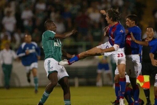 El pedido especial de Aquiles Báez para el partido ante Palmeiras