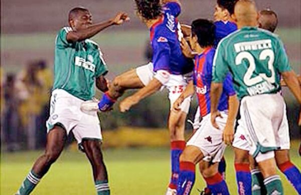 Cerro versus Palmeiras, duelos que siempre traen moquete