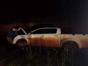 CARLOS A. LÓPEZ: CAMIONETA VOLCÓ EN LA ROTONDA DE ACCESO A LA CIUDAD