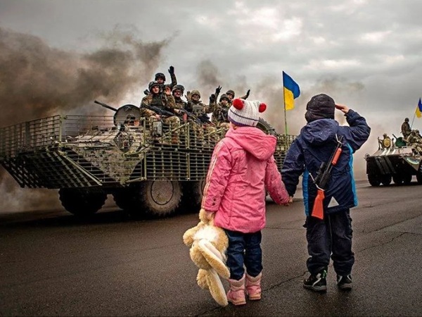 Estiman que 242 niños han muerto desde el inicio de la guerra en Ucrania | 1000 Noticias