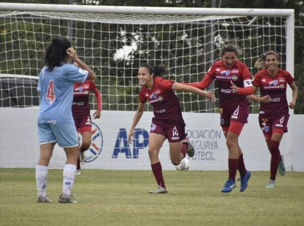 Nacional/Humaitá y River Plate sumaron de a tres - APF