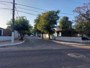 En histórica decisión, el gobierno regulariza más de mil viviendas en Ayolas - El Trueno
