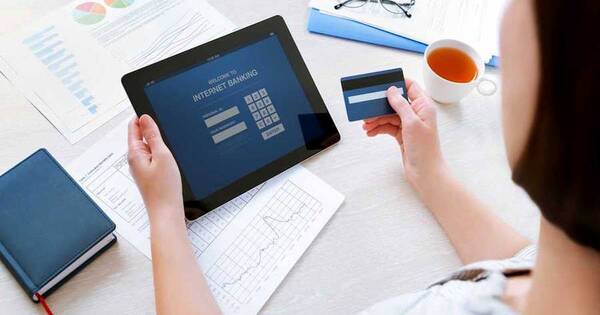 La Nación / Transferencias de cliente a cliente deben ser gratis, no así los pagos de servicios, señalan