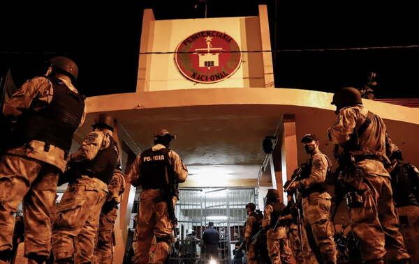 Miembro del clan Rotela se fuga de Tacumbú "disfrazado de mujer" - Noticiero Paraguay