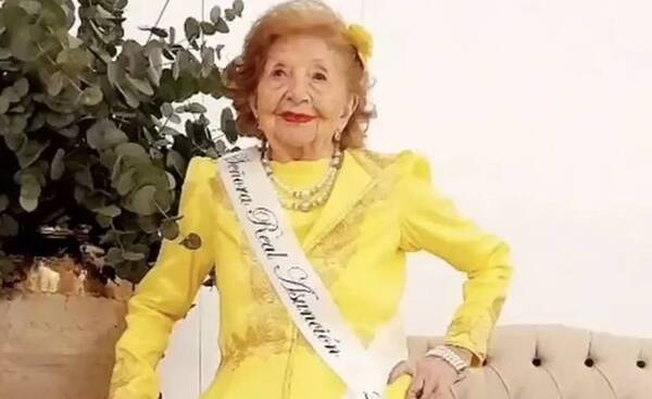 Crónica / La ¡Miss de 100 pirulos! con alma de 20 que enternece las redes