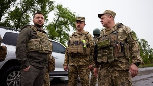 Zelenski visitó por primera vez el este de Ucrania desde la invasión rusa - ADN Digital