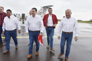 Horacio Cartes dice que recibe ataque por intereses políticos - Noticiero Paraguay