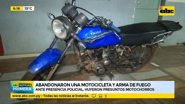 Abandonaron una motocicleta y arma de fuego - ABC Noticias - ABC Color