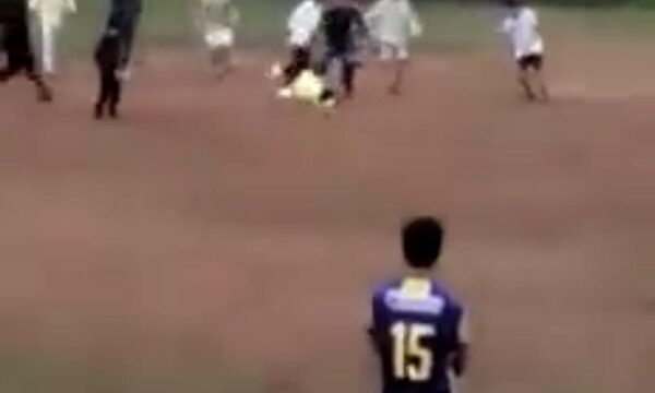 (VIDEO)Reventaron a árbitros tras un partido en Capiatá